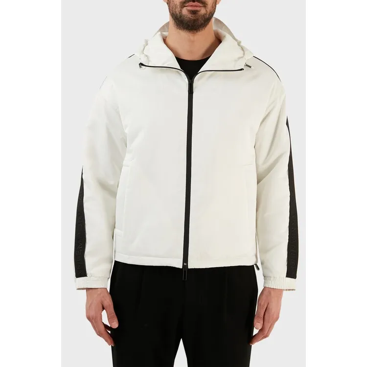 Emporio Armani Пальто регулярной