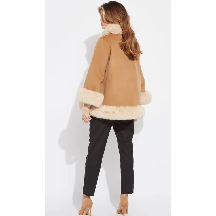 Рисунок 2 - Janbely Меховое пальто