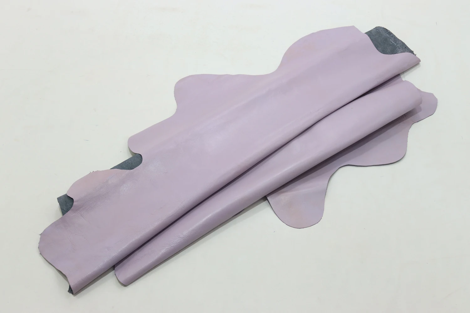 

Натуральная козья кожа розового цвета 1 мм дубленая кожа готовые изделия бумажник сумка для одежды держатель для карт