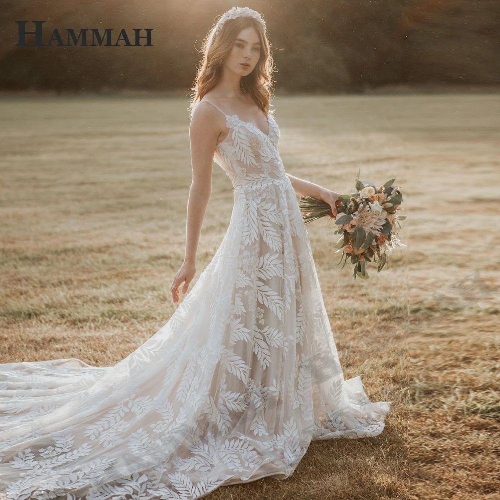 

HAMMAH Bohemian Appliques Backless Wedding Dresses 2023 Bride V Neck Spaghetti Strap Trendy Court Train Sleeveless Custom Made