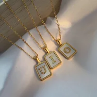 Trendy 18K Gold Stainless Steel Letter A-Z Initial Necklace Women Men‘S White Rectangular Shell Letter Pendant Necklace