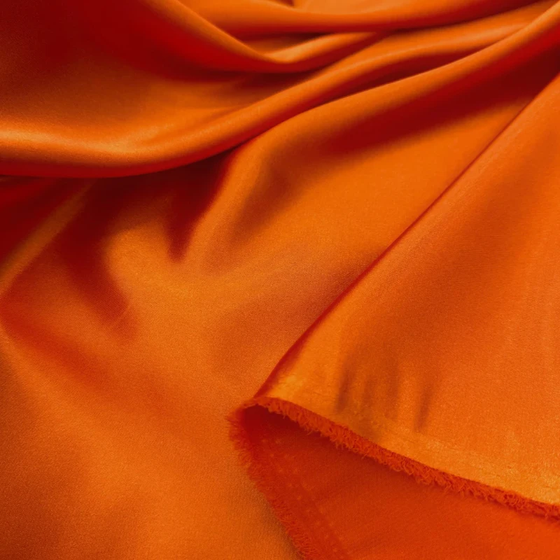 Оранжевая шелковистая эластичная атласная ткань для двора шармёз свадебных