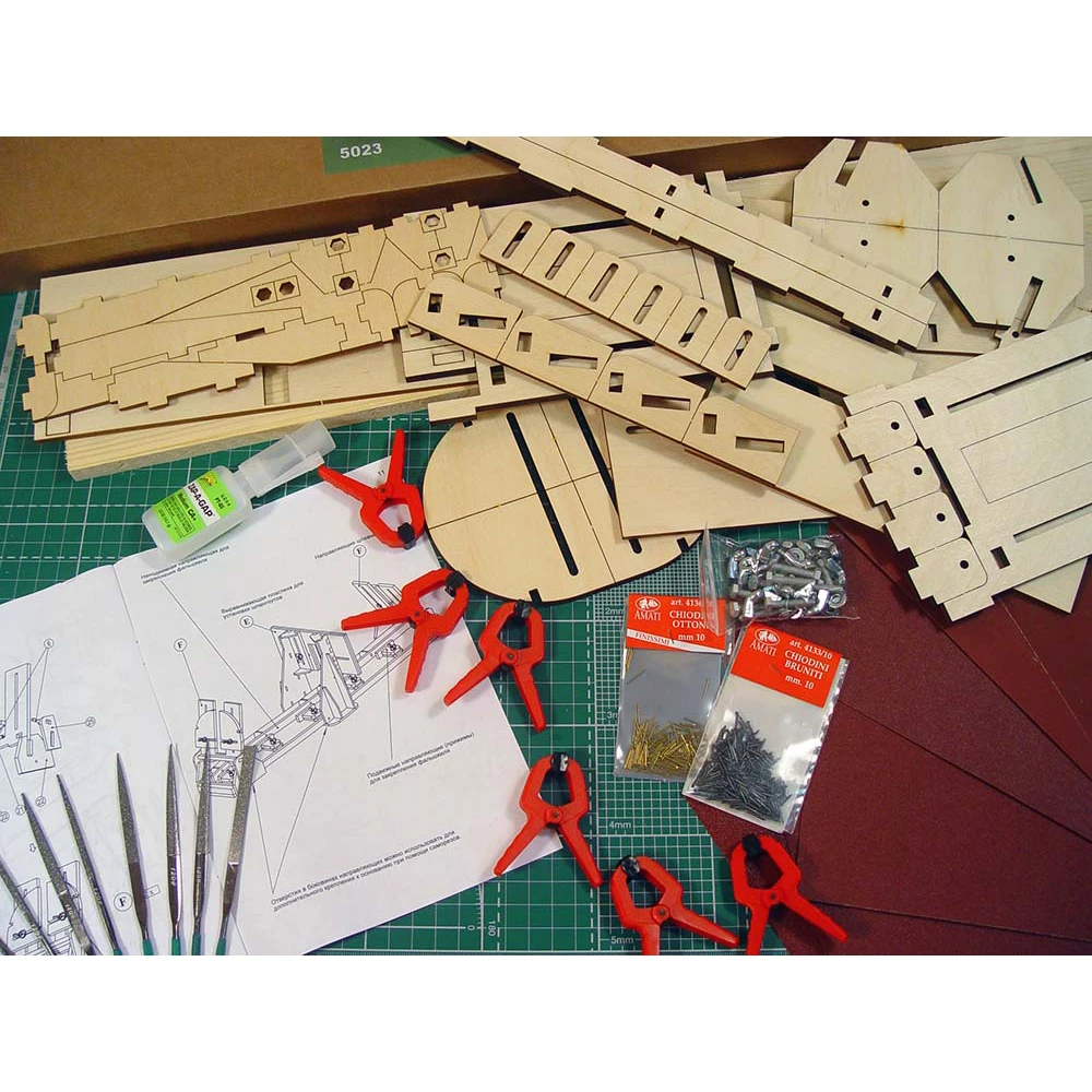 Хобби ремонт. Модель для сборки механизмов. Сборная модель ugears перрон. Деревянный конструктор югирс. Киты для сборки радиоуправляемых моделей.