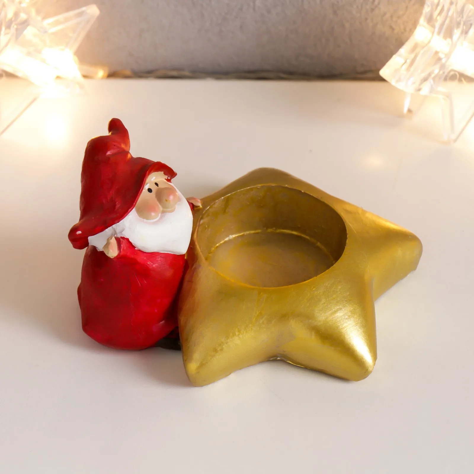 Сувенир полистоун подсвечник &quotДедушка Мороз в колпаке гнома&quotМИКС 5 5х10х8 см