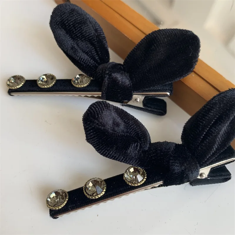 

Новые милые бархатные заколки с кроличьими ушками, боковые заколки, заколки для волос для женщин и девушек, черные аксессуары для волос в стиле "Лолита"