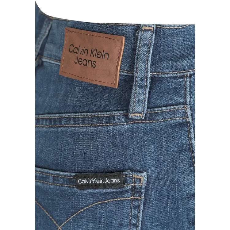 Рисунок 4 - Женские шорты Calvin Klein CJ2