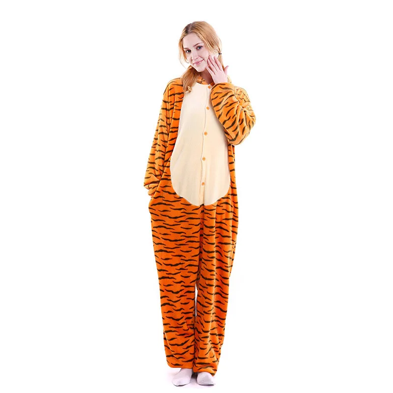 Family Kigurumi Pajamas Tigger Animal Onesie Cosplay Costume Pajamas For Kids and Adults With Slippers