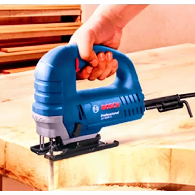 Bosch Профессиональная лобзиковая пила GST-8000E 710W