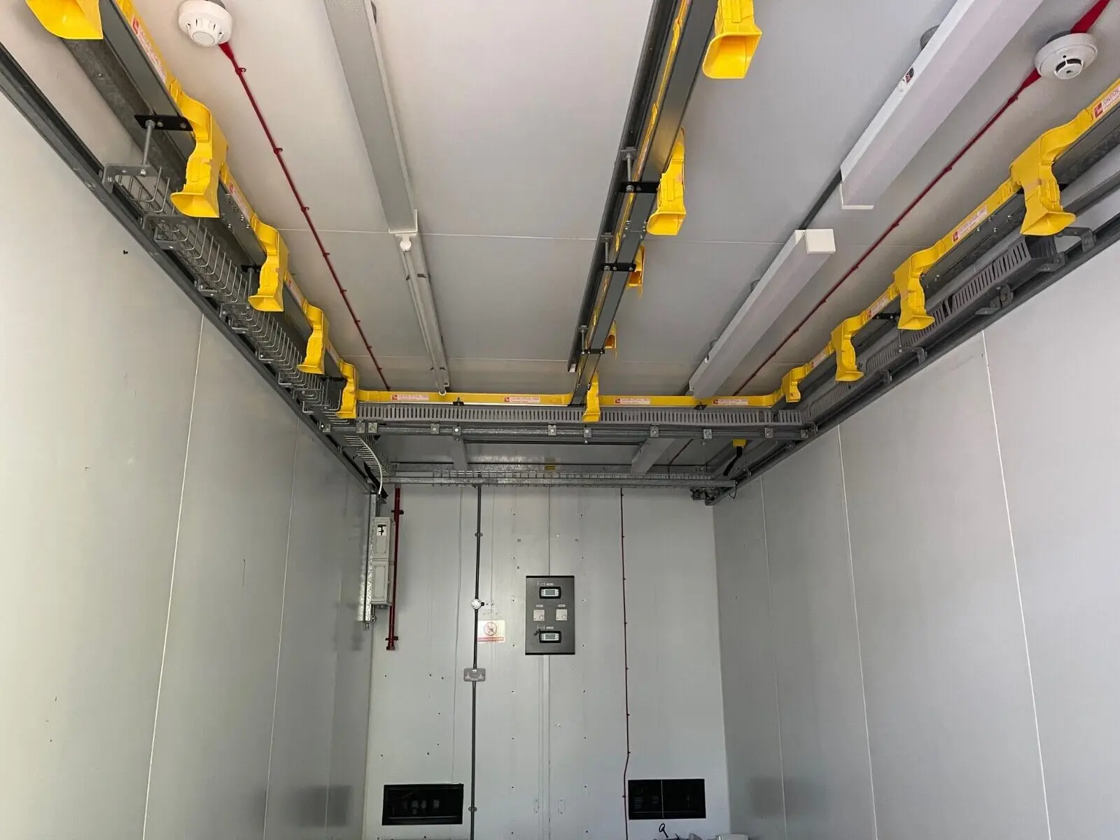 Рисунок 3 - Крипто-Майнер с контейнером для кондиционера 20 дюймов