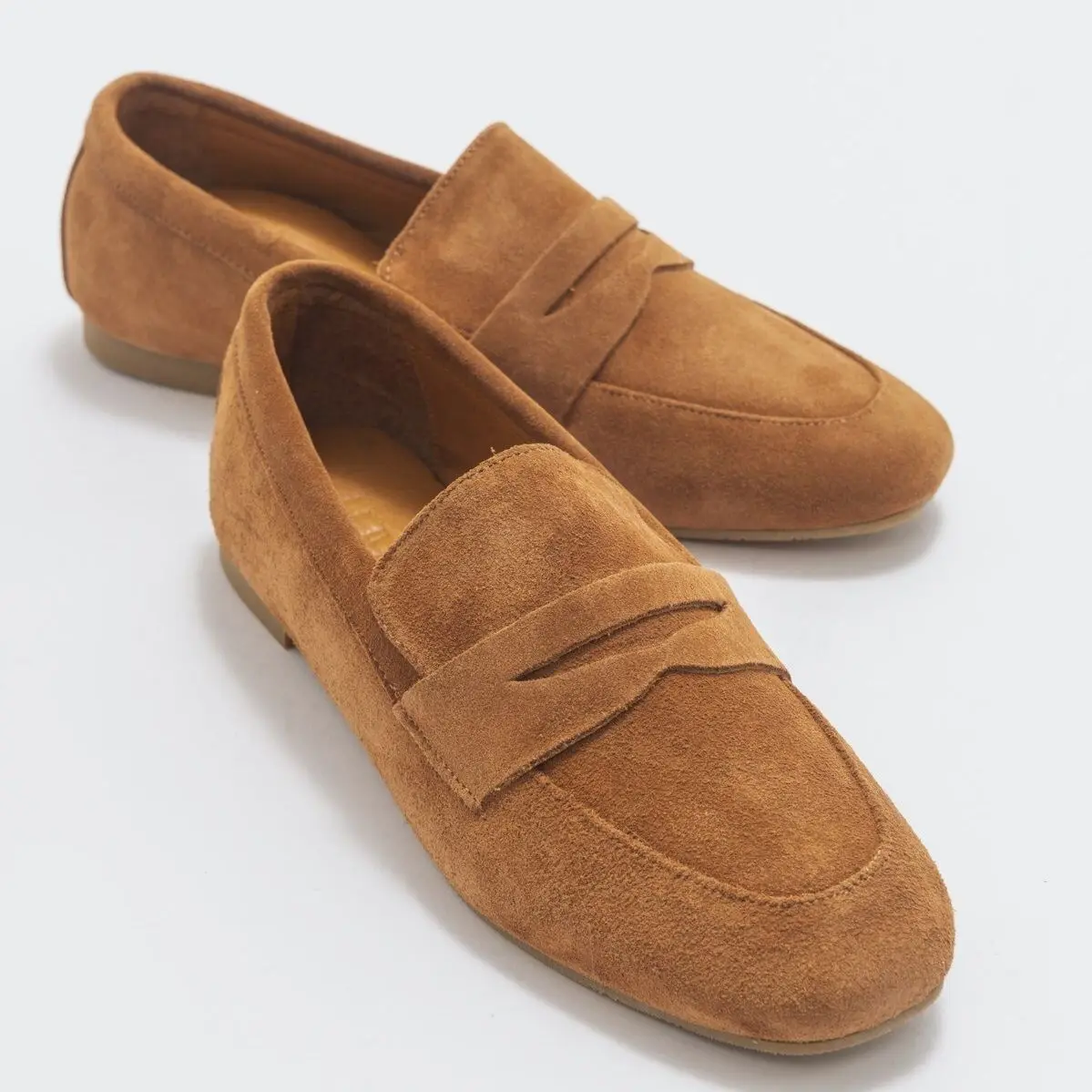 

Verus Inner Outer Real Leather Suede Flat Sole Women Loafer Poshnmore Sand Fuchsia Tobacco Orange Navy Beige Mint Smoked Casual