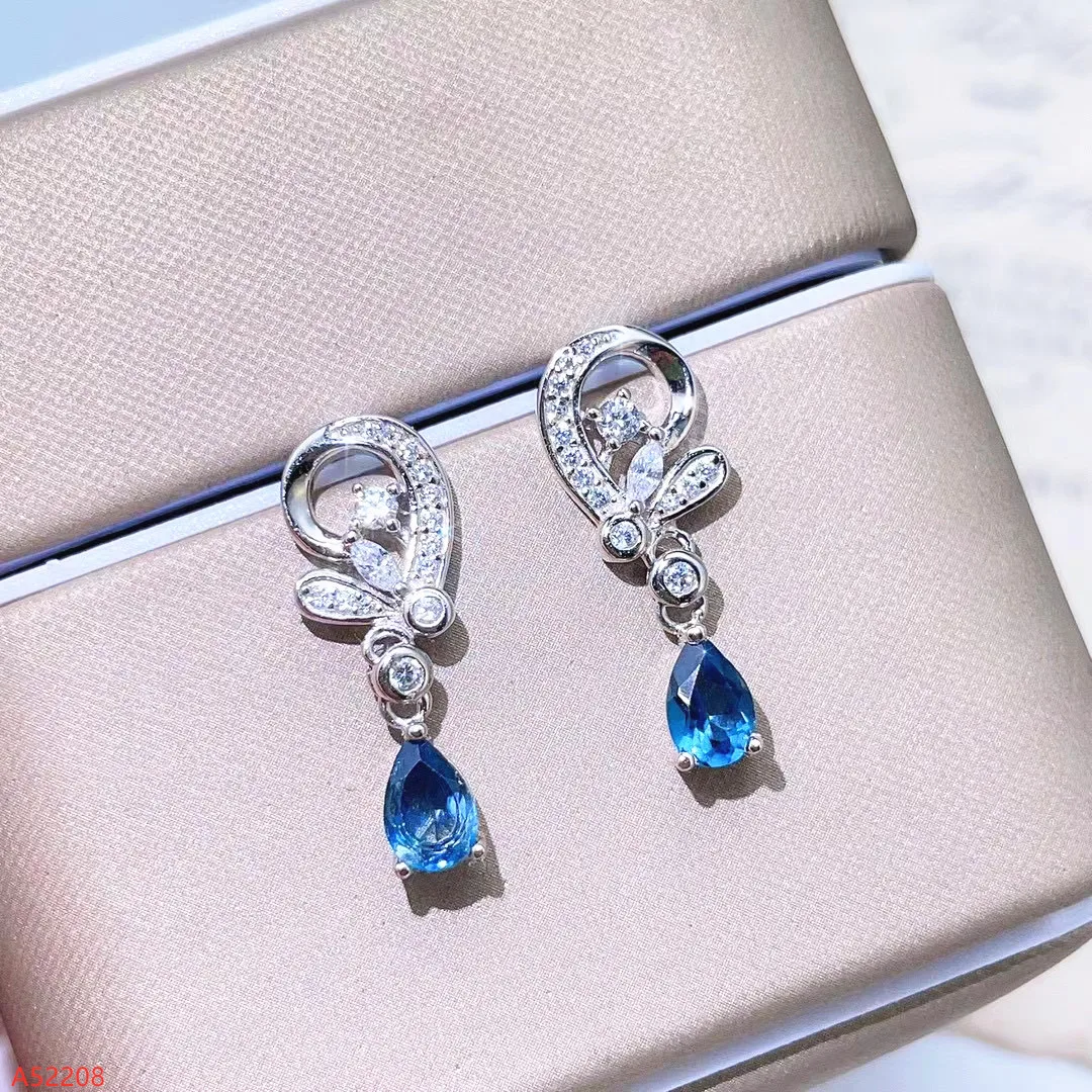 

Женские серьги-гвоздики из серебра 100% пробы с голубым топазом