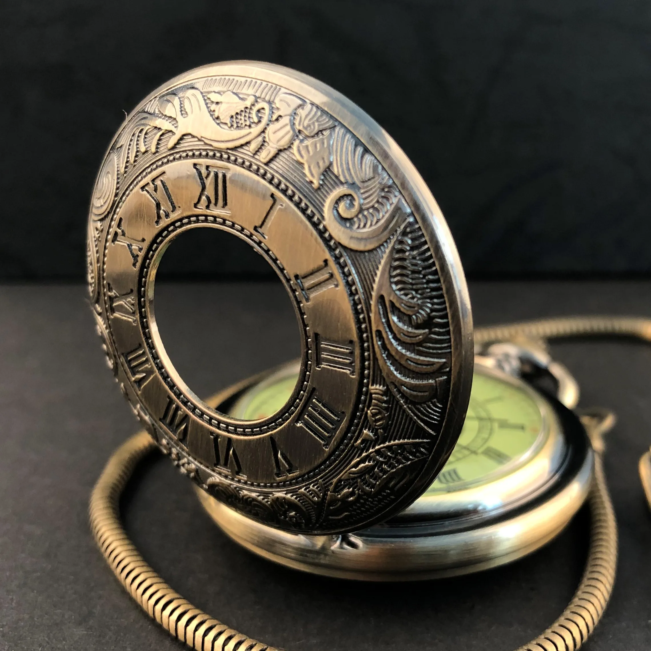 Antique Retro Roman Numerals Pocket Watches Mechanical Hand-winding Mens Unisex Fashion Chain Watches Gift Clock Half Hunter