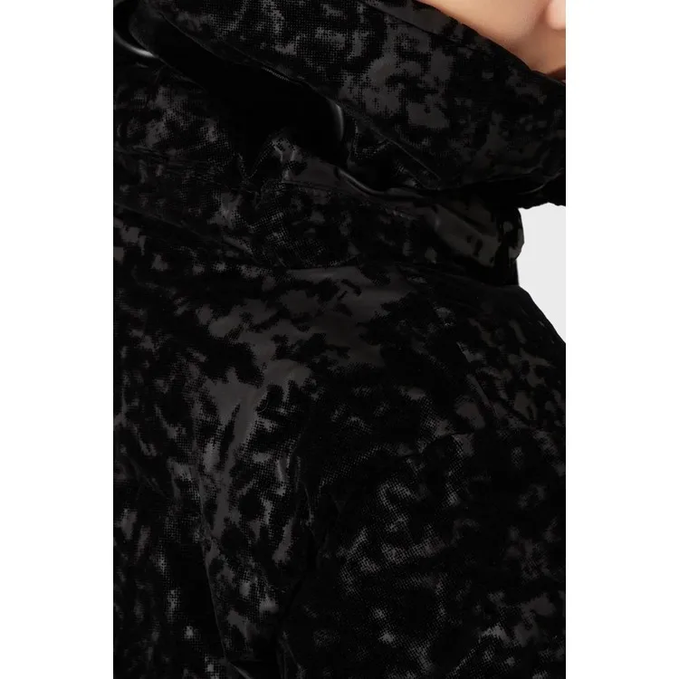 Рисунок 5 - Emporio Armani Бархатное пальто