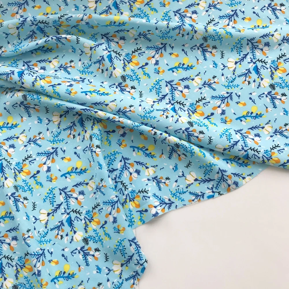 Ткань для шитья плательная вискоза штапель цветочки на бирюзовом цена указана за