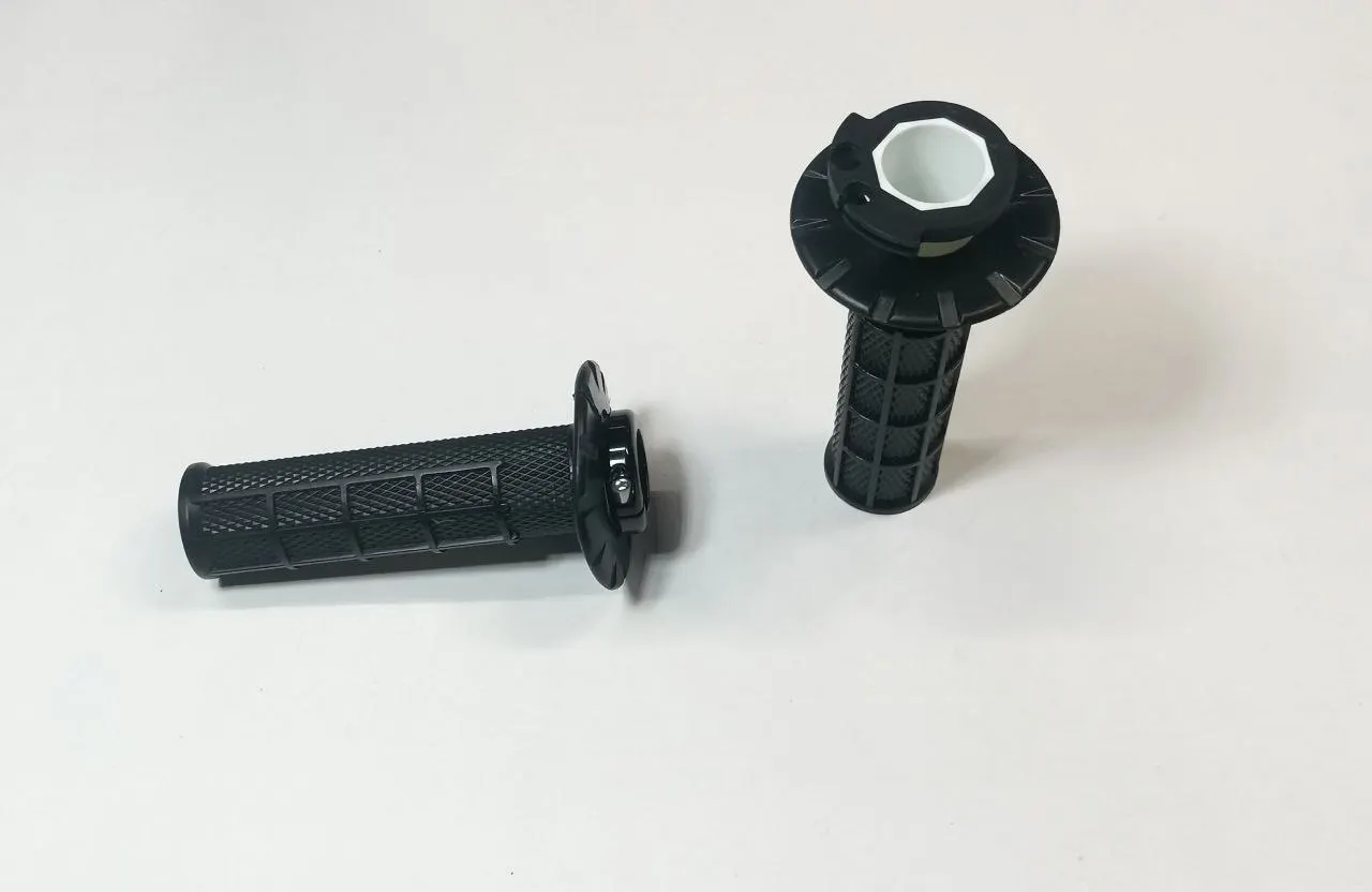 Грипсы Hasky чёрные Lock-on. Грипсы с фиксацией для эндуро мотоцикла.