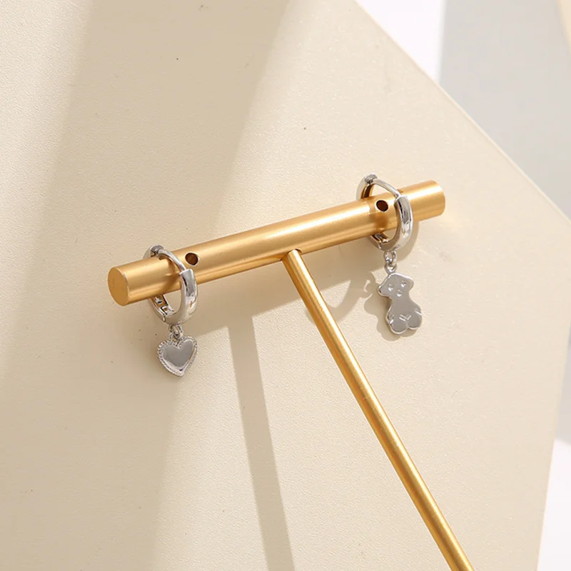 

Simple Cute Silver Love Heart Animals Bear Earring Sweet Temperament Asymmetrical Female Earrings Jewelry Wholesales 55133