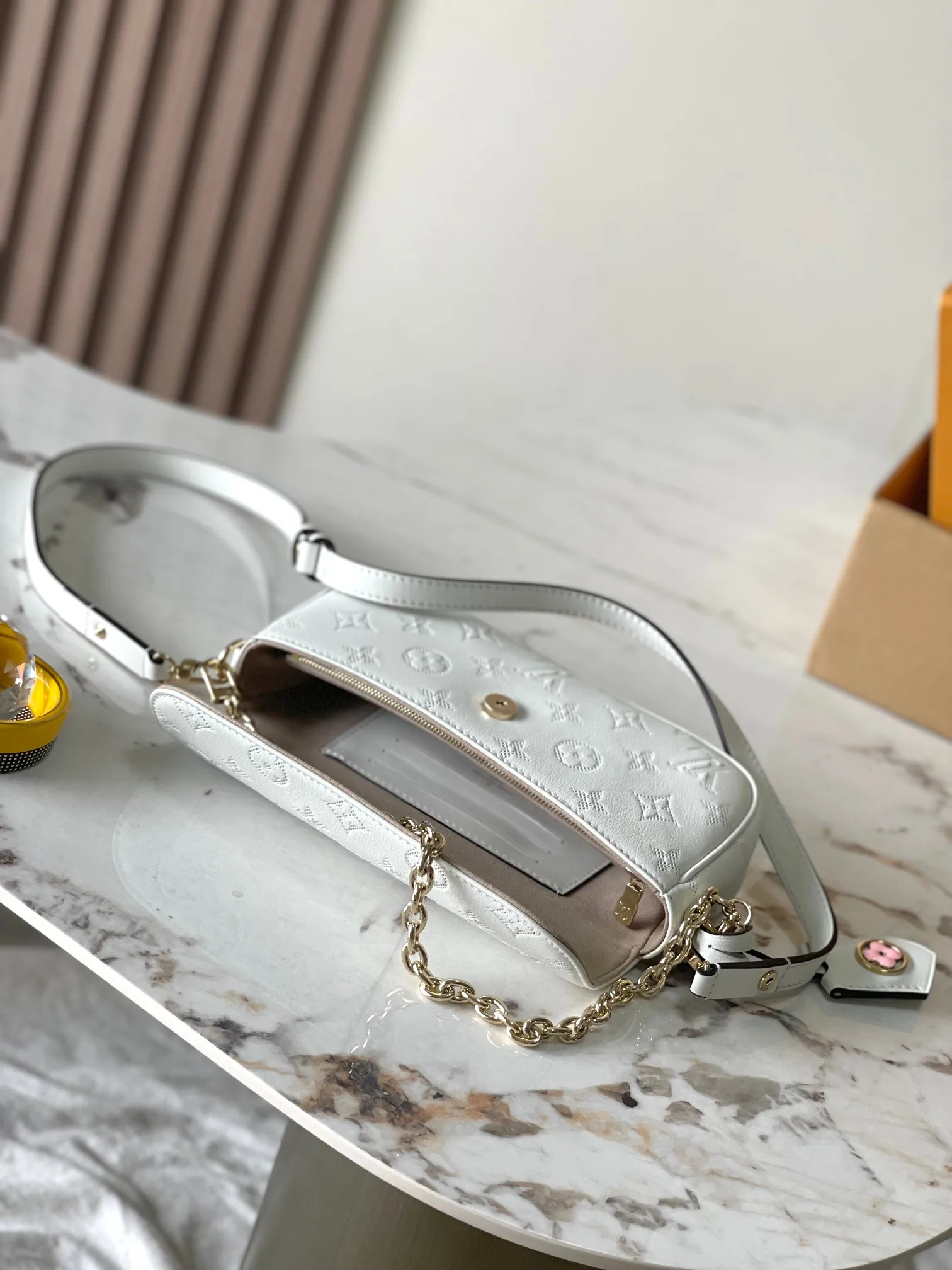 Сумка женская сумка через плечо шоппер багет сумки женские модные 2024 сумочка