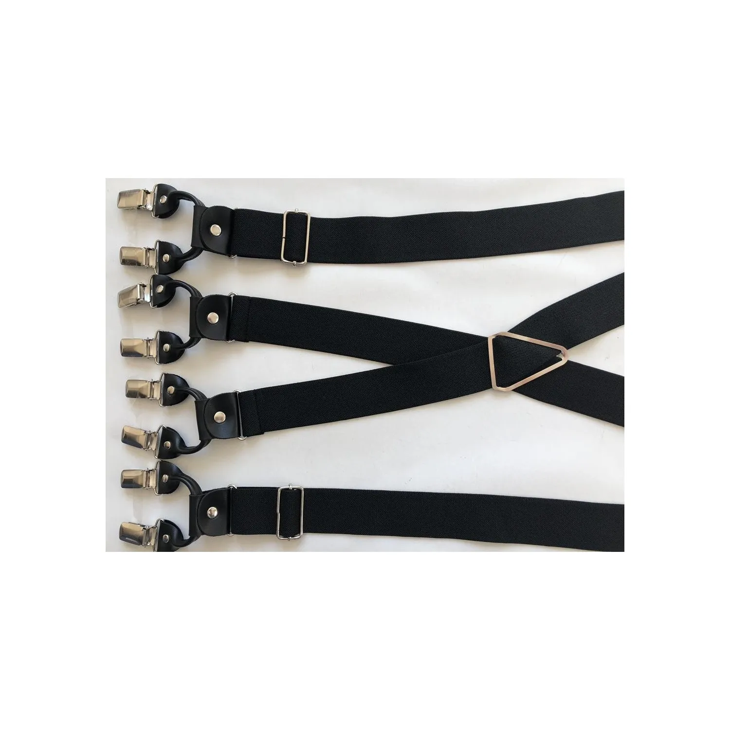 Kemer Sepeti Черная вешалка для