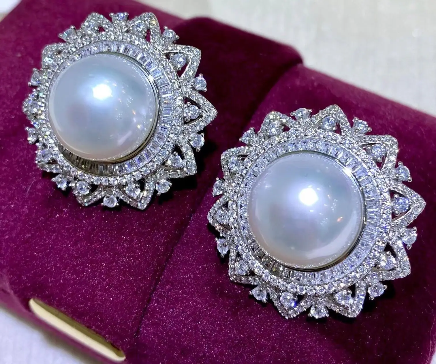 Женские серьги с пресноводным жемчугом 7-8 мм