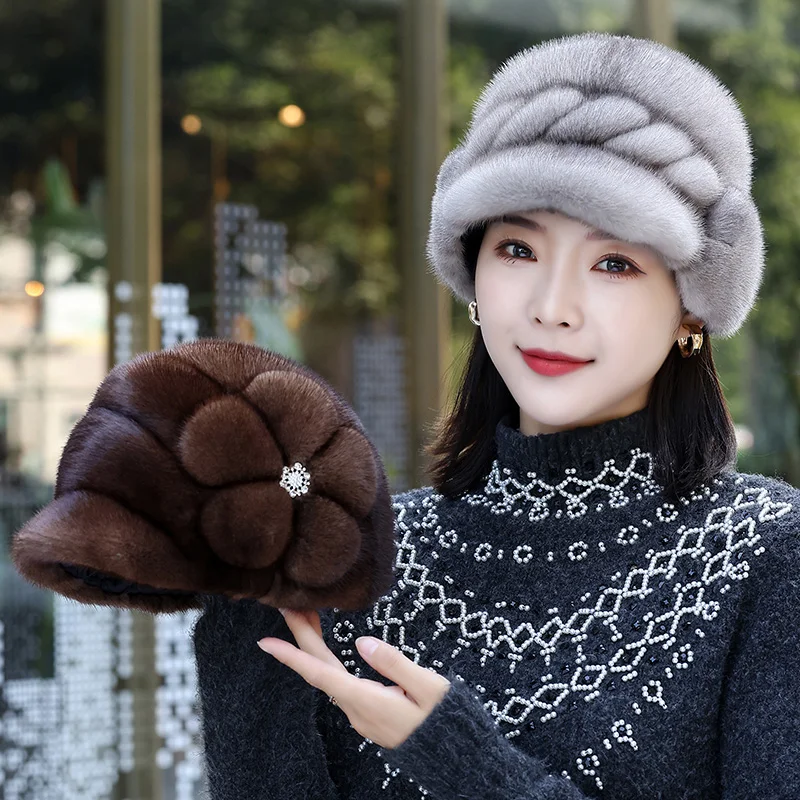 2022 New Fashion Russian Women Real Natural Mink Fur Bomber Hats Winter Lady Warm Fluffy Mink Fur Hat Fur Caps