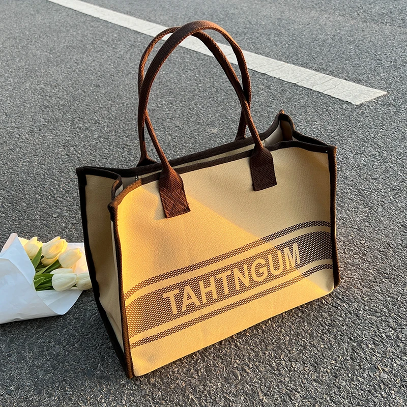 

2022 New Large-Capacity Canvas Letter Printing Brand Versatile Western-Style High-Quality Texture Women'S Shoulder Tote Handbag