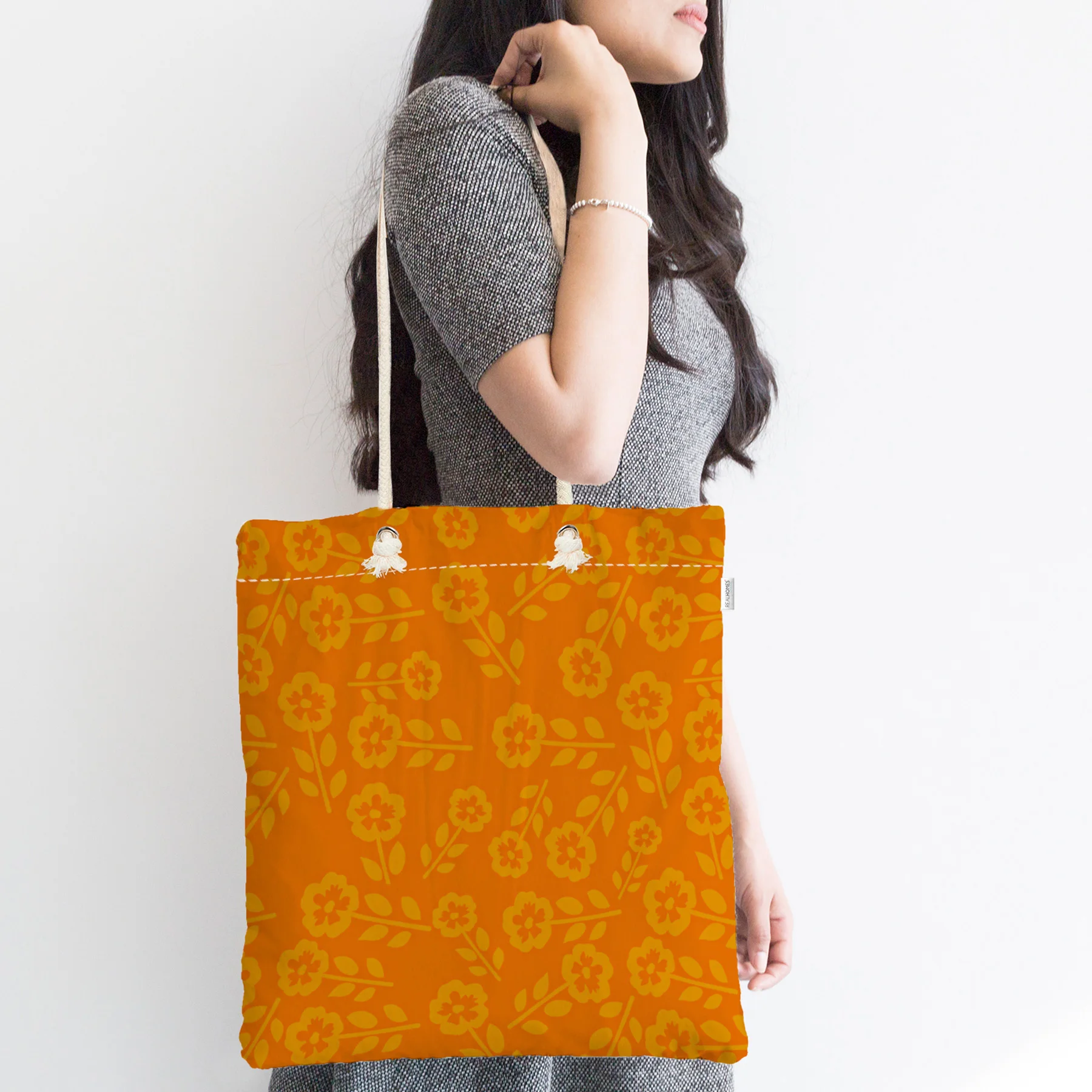 

Orange Background Daisy Motif Decorative Zippered Fabric Beach Bag, Personalized Beach Bag, Women Shopping Bag, Rope Bags