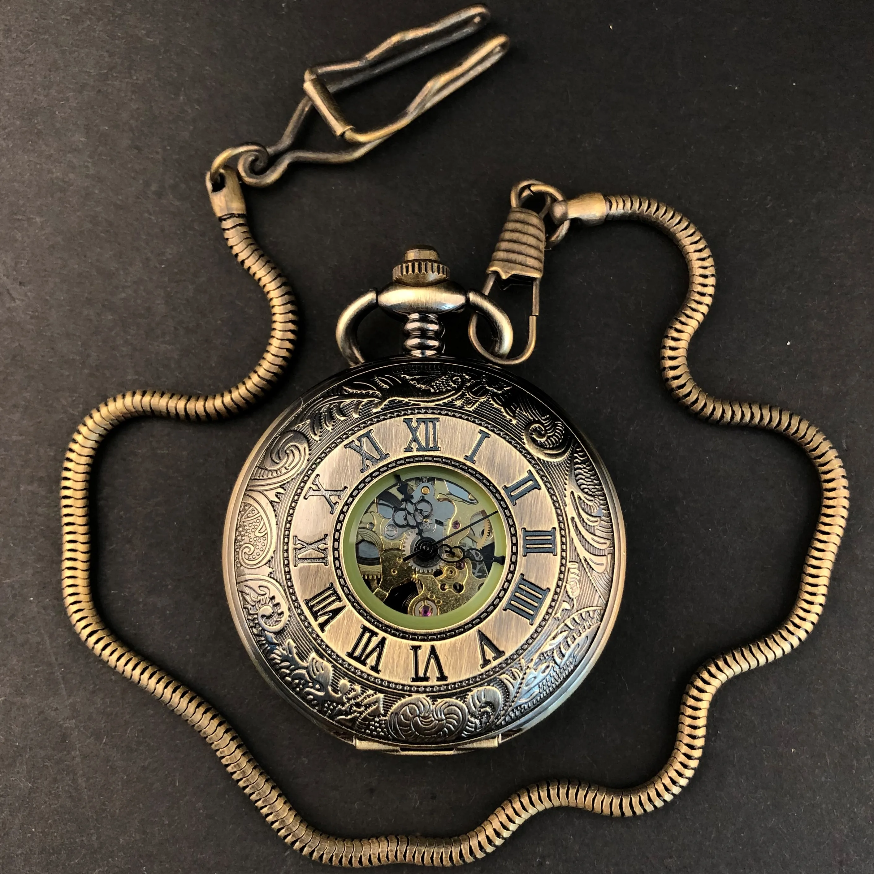 Antique Retro Roman Numerals Pocket Watches Mechanical Hand-winding Mens Unisex Fashion Chain Watches Gift Clock Half Hunter