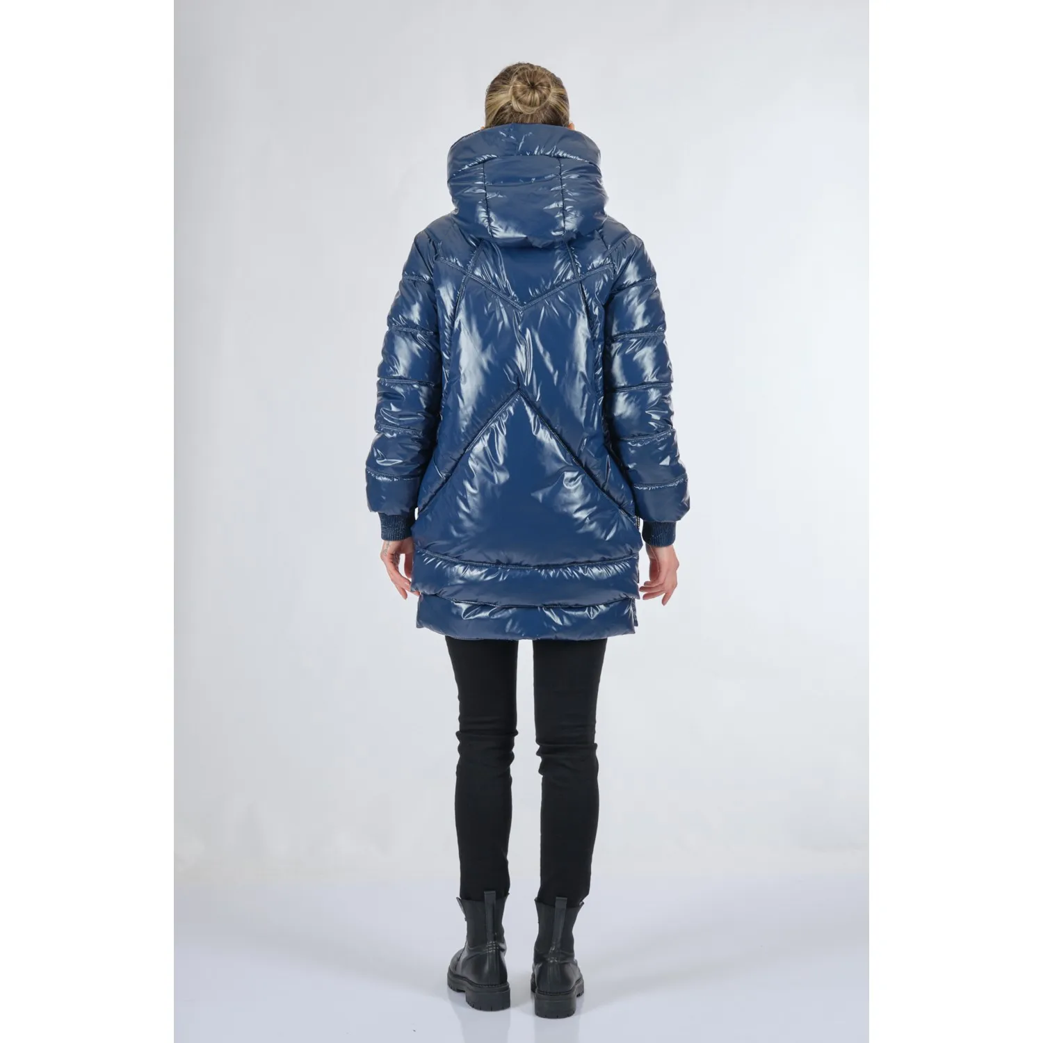 Рисунок 5 - Bsb Темно-синее женское пальто