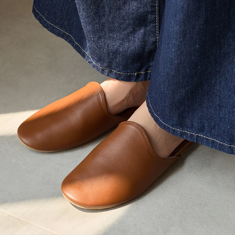 Тапки унисекс из натуральной кожи