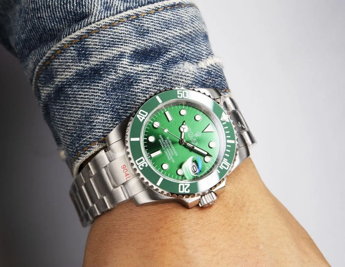 Часы Rolex со стальной лентой диаметром 40 мм