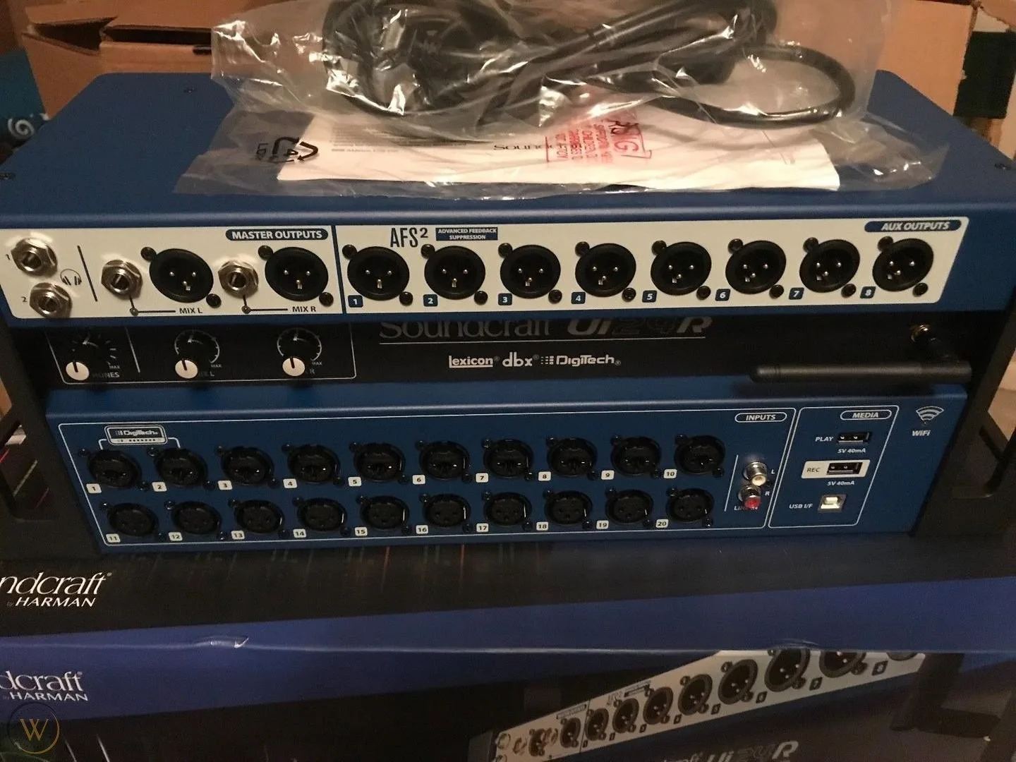 

Распродажи в конце года! Soundcraft Ui24R цифровой микшер и многоканальный USB-рекордер