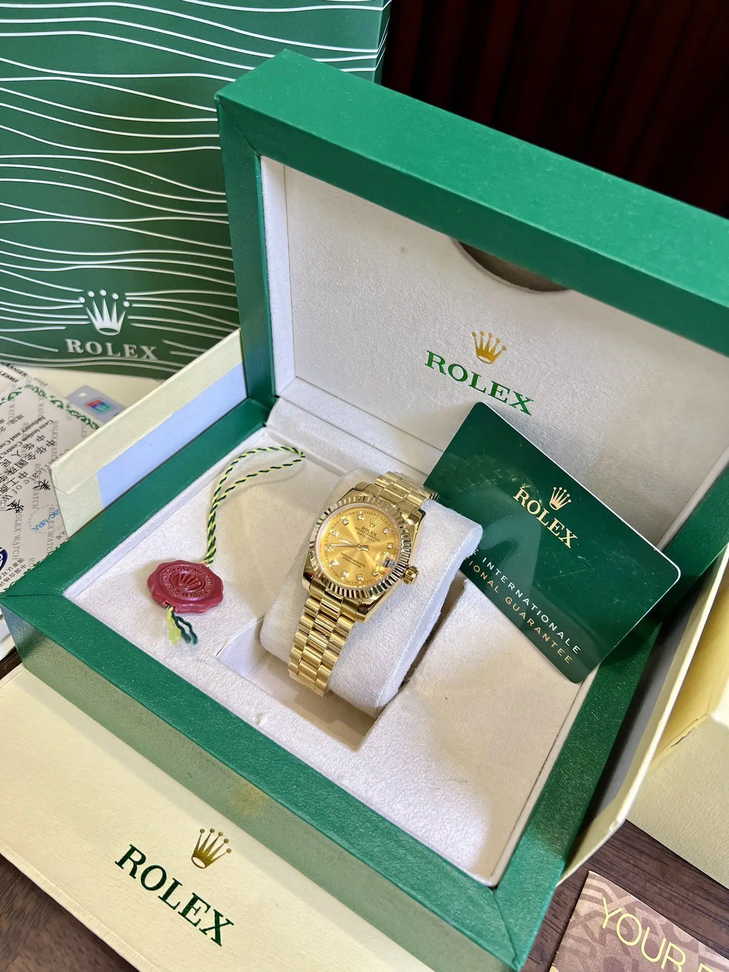 Мужские кварцевые часы |