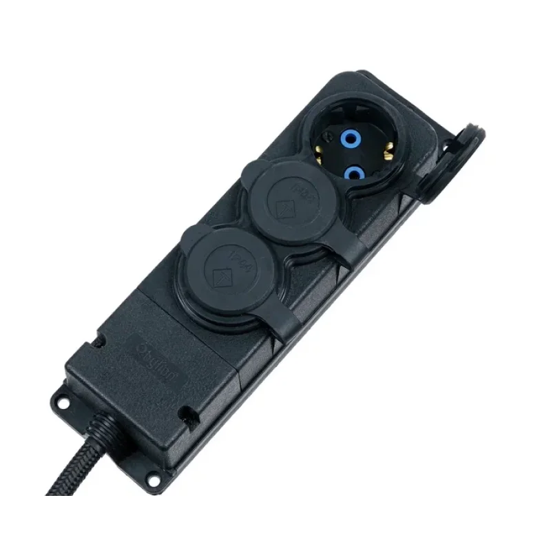 Universal колодка 3-х местная однофазная с заглушками компакт каучук 1323. розетка каучук трехместная с заземлением ip44 компакт. колодка 3-м "компакт" однофазная с заглушками (каучук) universal 1323. розетка 3-местная с заглушками каучук 2р+ре 16а 250в ip55/mutlusan. розетка каучуковая 3 х местная.