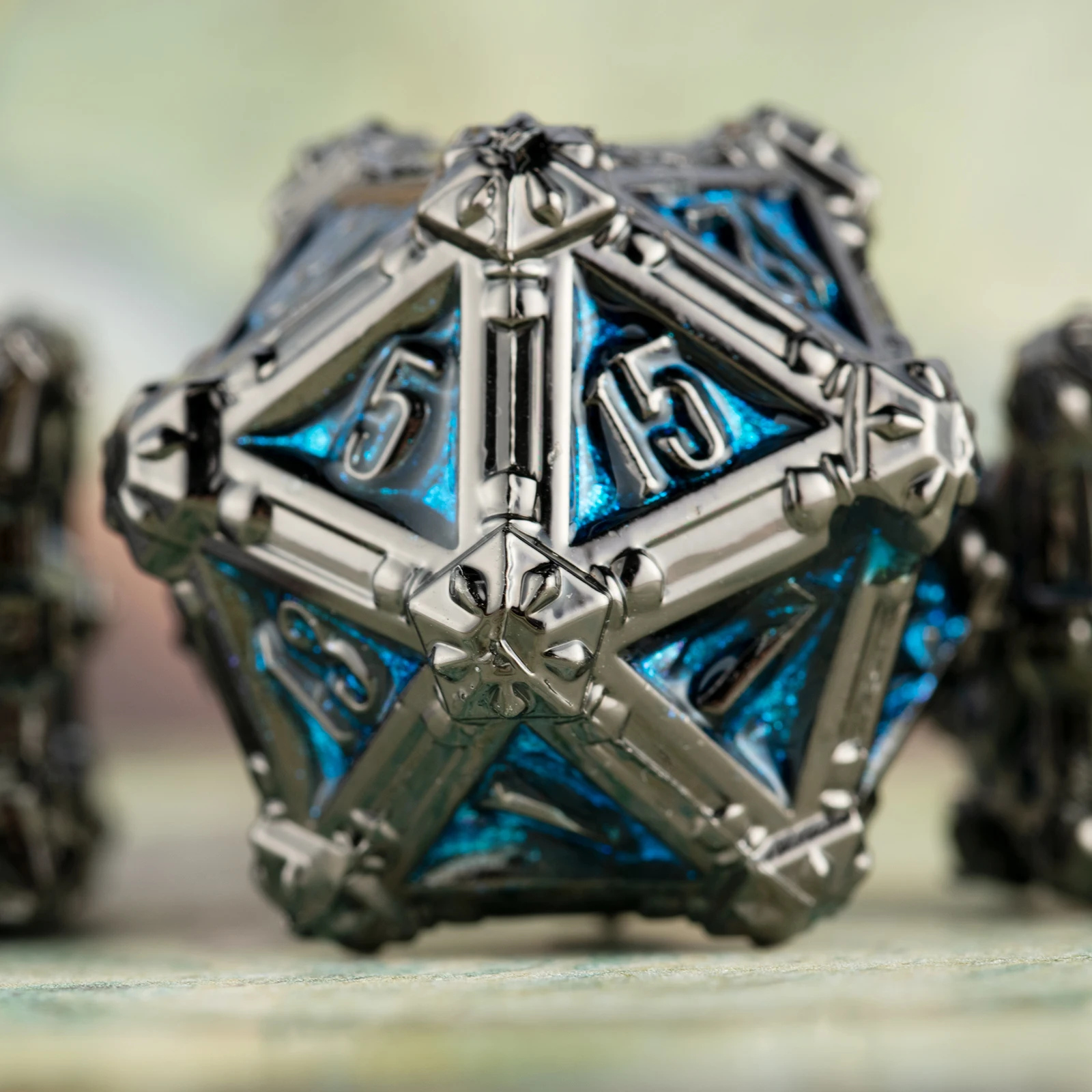 Набор кубиков с черепом Cube DND Dice Блестящие металлические кости острыми краями