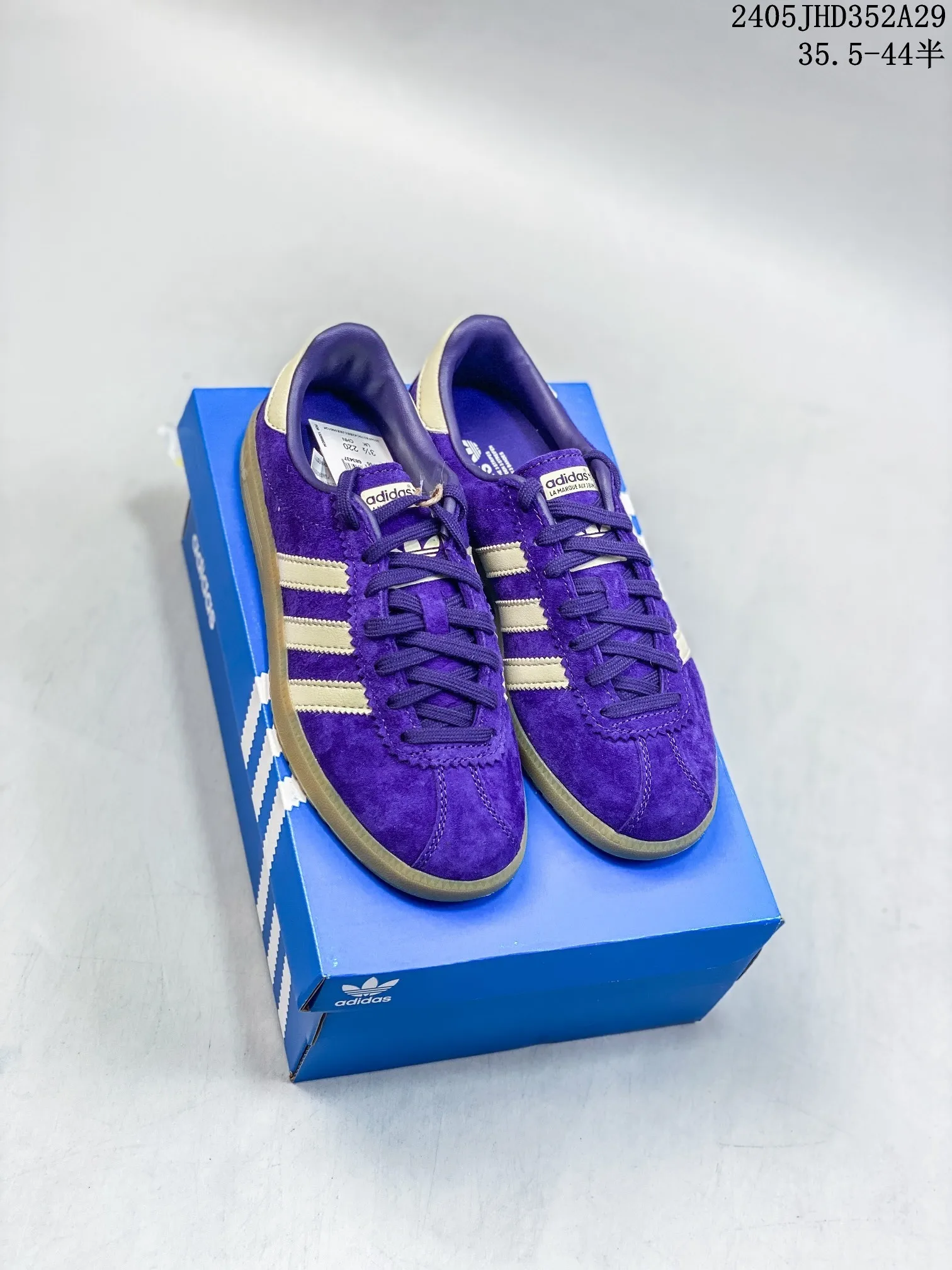 В стиле adidas сникерсы 1 копия 1:1