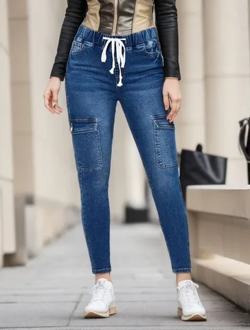 Новинка осени 2023, женские узкие эластичные джинсы-карго с высокой посадкой, модные повседневные облегающие джинсовые брюки-карандаш с поясом на резинке
