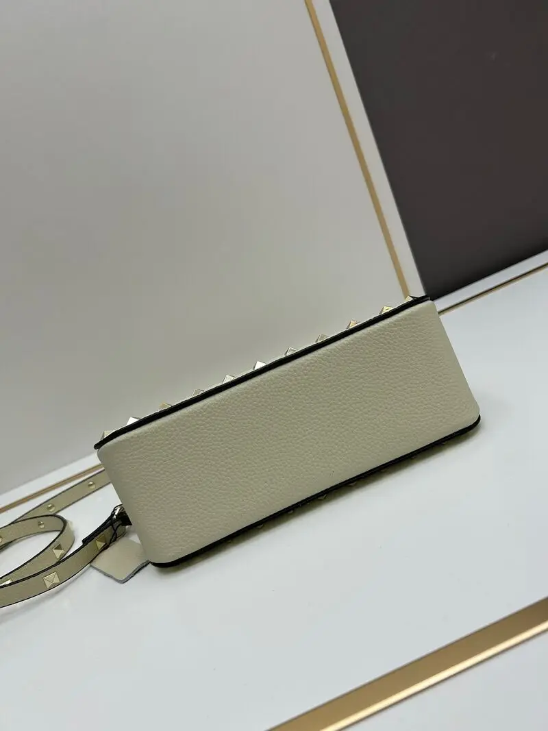 сумка через плечо в стиле Valentino 1 экземпляр 1: