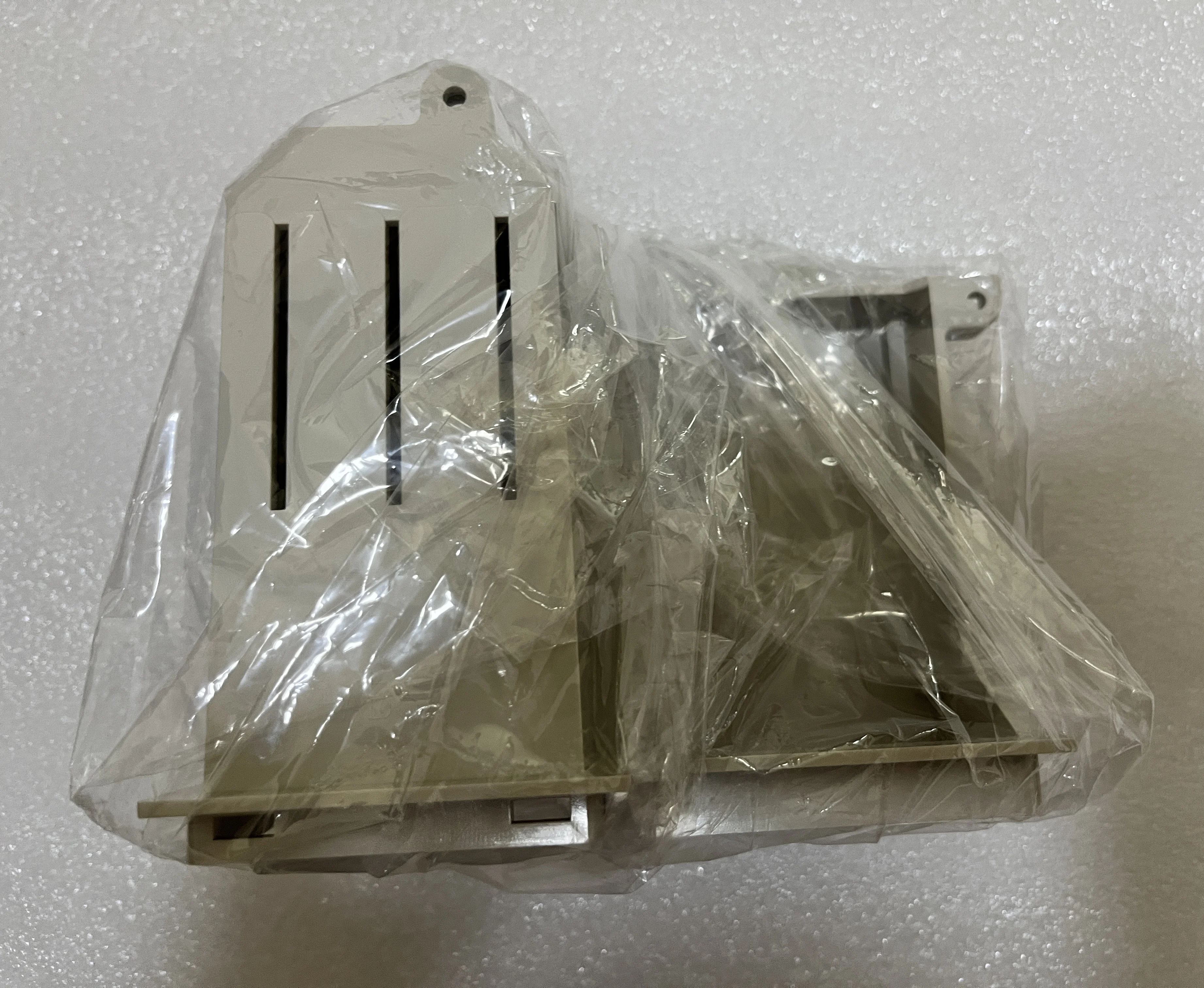 

Боковой корпус P/N:6111-900178 для Nihon kohden tec5531k (новый, оригинальный)