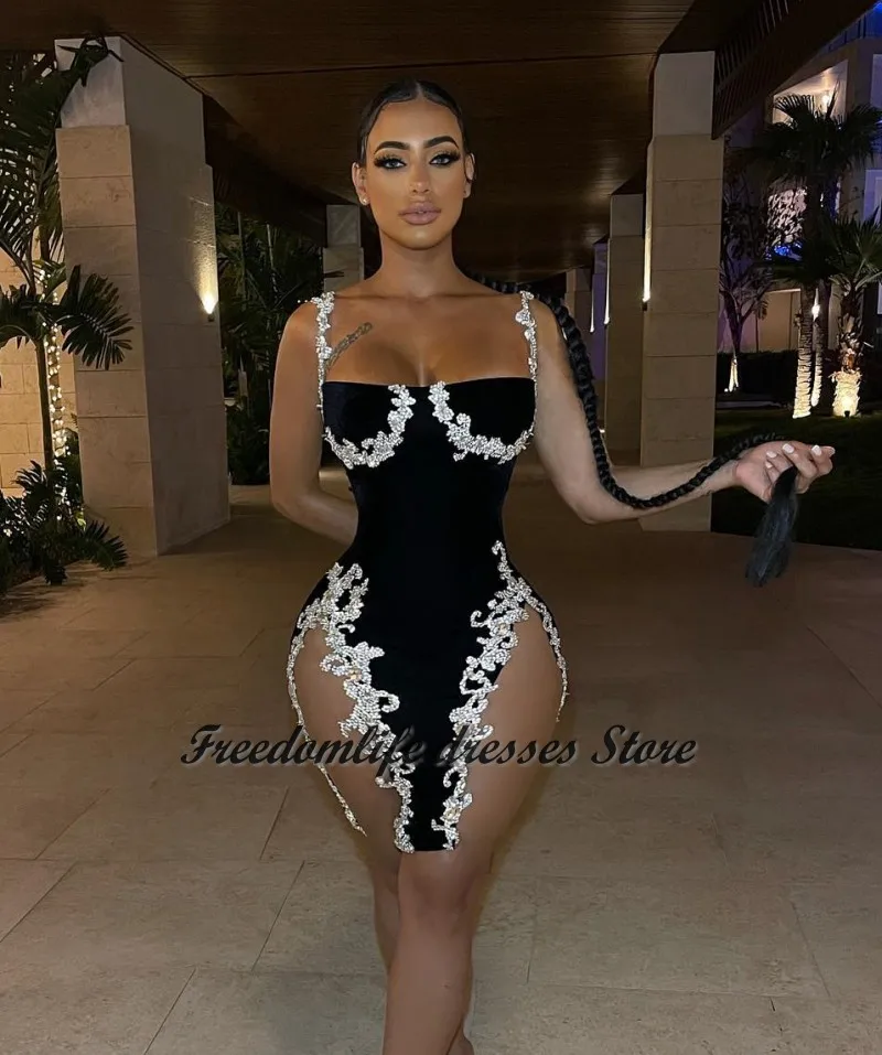 

Элегантные маленькие черные платья для выпускного для женщин, бархатные кружевные короткие юбки-годе со стразами, одежда для вечеринки в че...