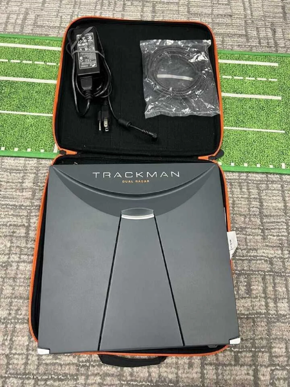 Фото Лидер продаж, монитор запуска Trackmans 4, симулятор гольфа, двойной радар, бесплатная доставка №2