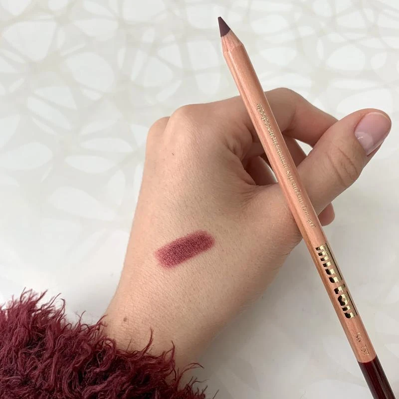 Мисс таис карандаш для губ 757. Карандаш чехия мисс таис. Карандаши miss tais палитра. Карандаш для губ мисс таис 776. Карандаш для губ miss.