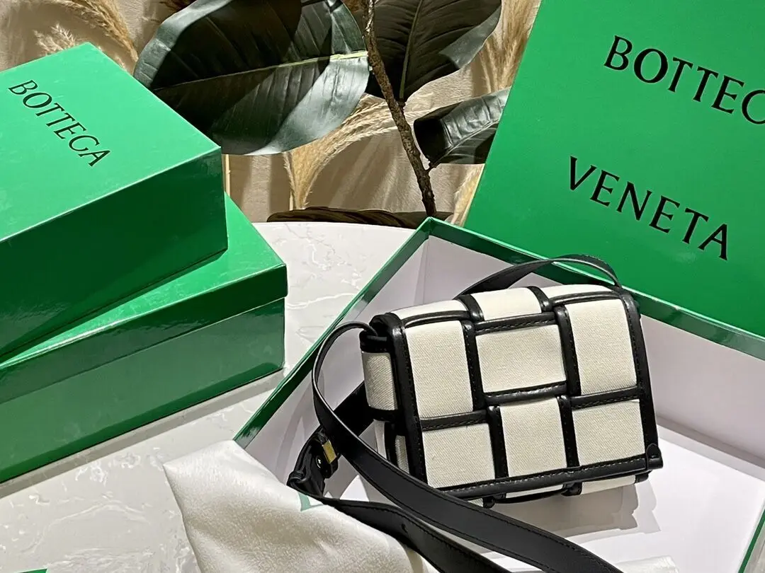 Стиль Bottega Veneta BV 2024 Женская Сумочка Кошелек С Одним Плечом Наклонная Сумка Armpit