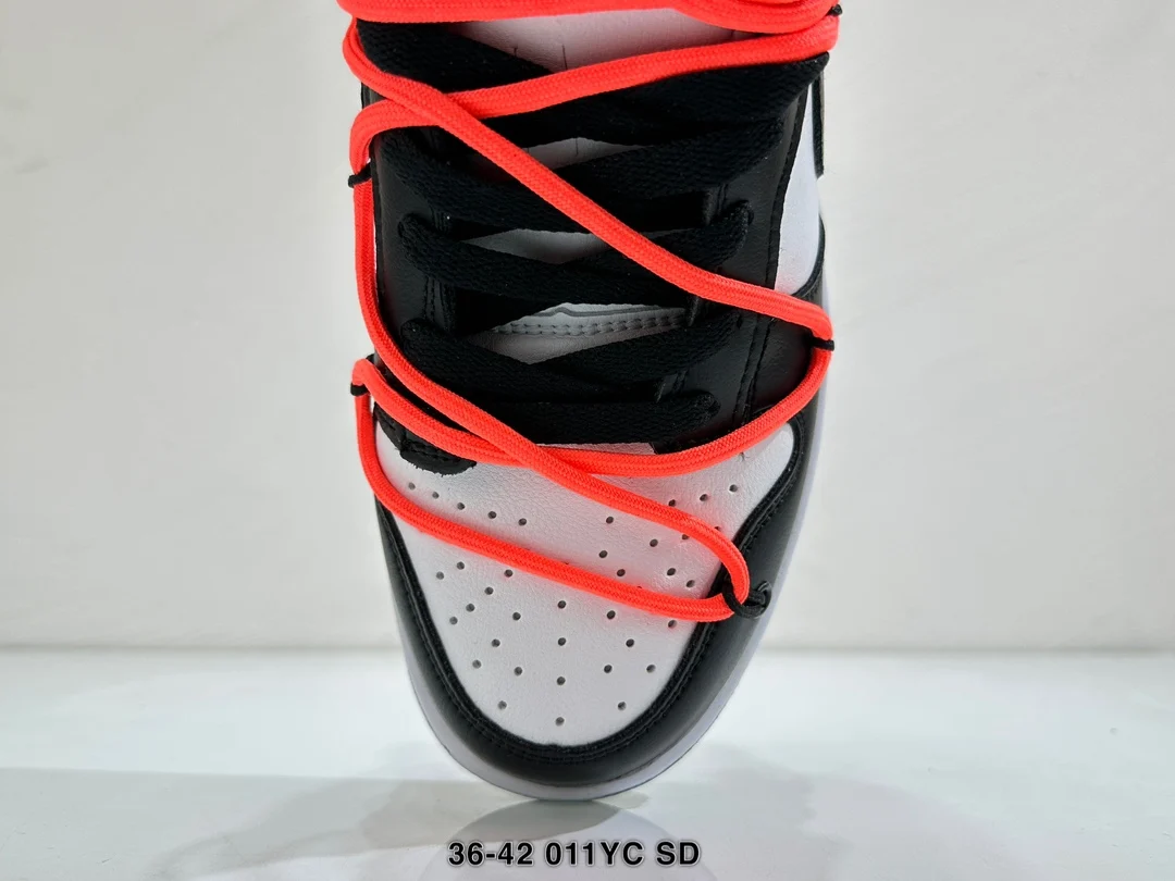 В наличии 24 часа доставкабольшой брендКроссовки