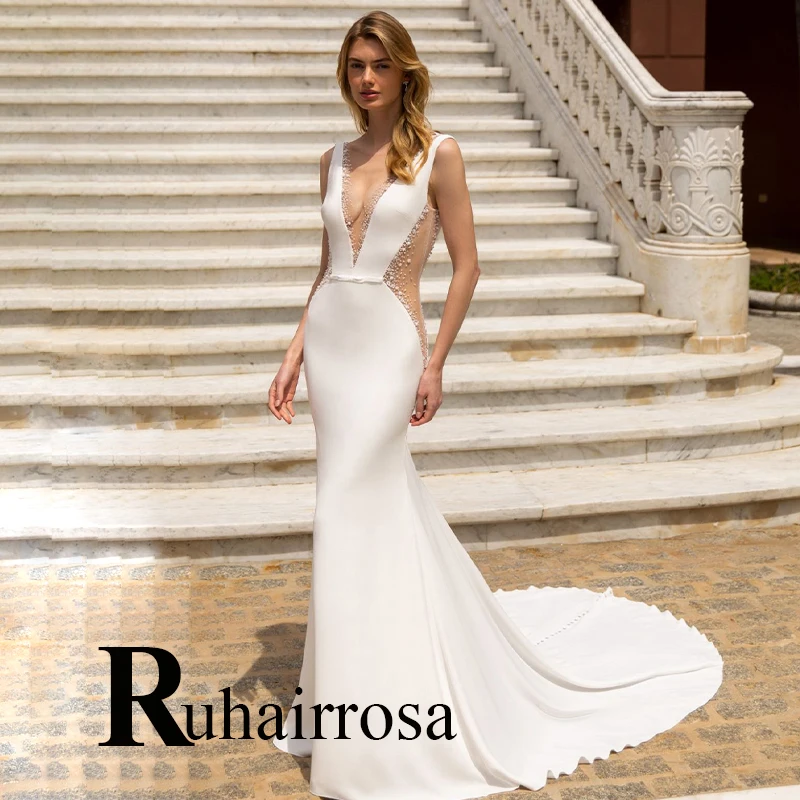 

Ruhair Sexy Goddess Wedding Gown For Bride Simple Modern Unique Sleeveless Crystal Scoop Customised Robe De Soirée De Mariage