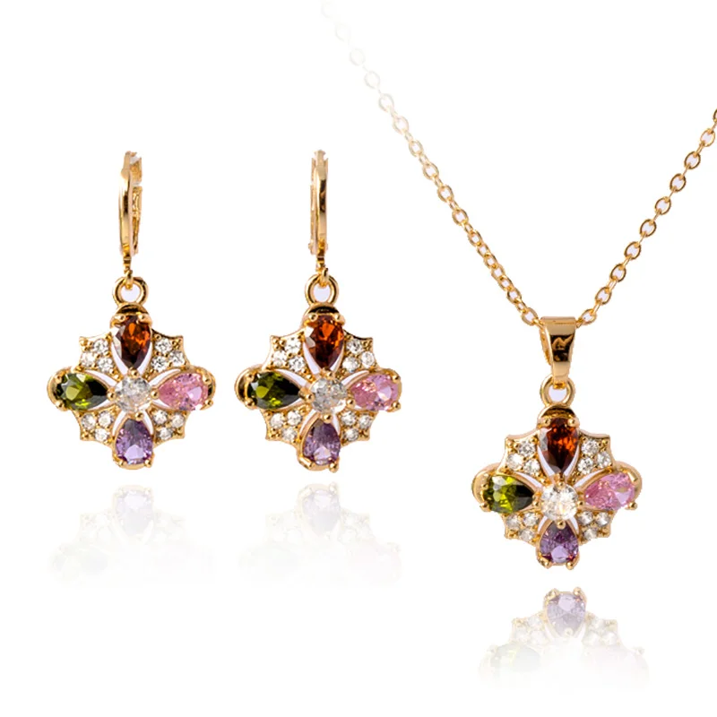 

Charmoment Jewelry Fashion Multicolor Crystal Snowflake Pendant AAA Cubic Zircon Jewelry Necklace Earrings For Women Xmas Gifts