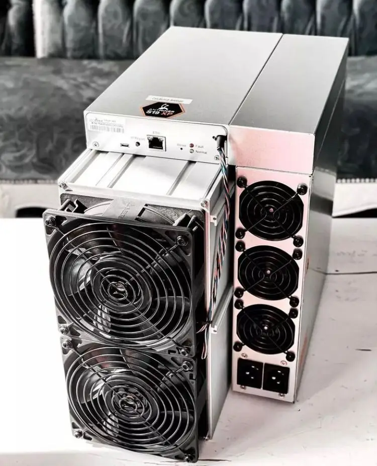 

Bitmain Новый Antminer S19 XP 141Th BTC , 3010 Вт, Asic Miner криптомайнер