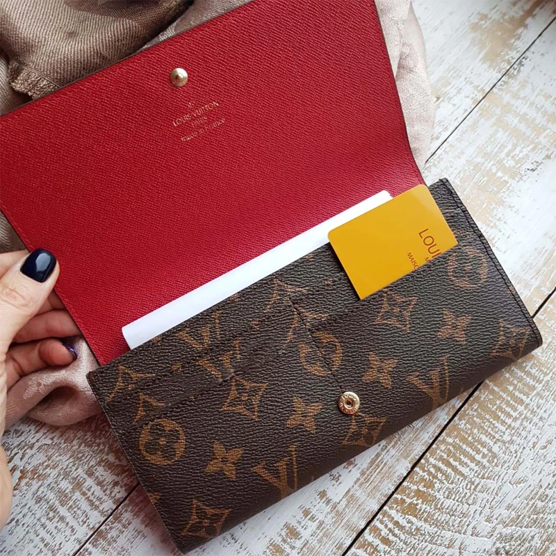 Женский Кошелек Loui Vuitton 20см*10 см |