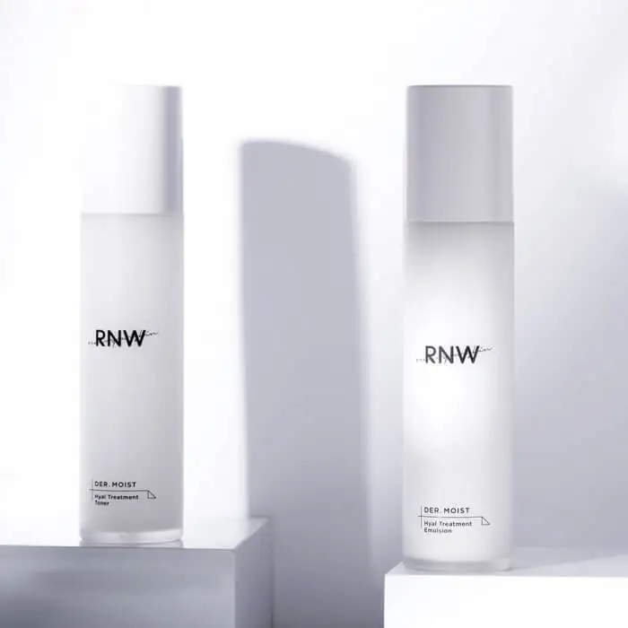 RNW Увлажняющая эмульсия с гиалуроновой кислотой Der. Moist Hyal Treatment Emulsion 125мл |