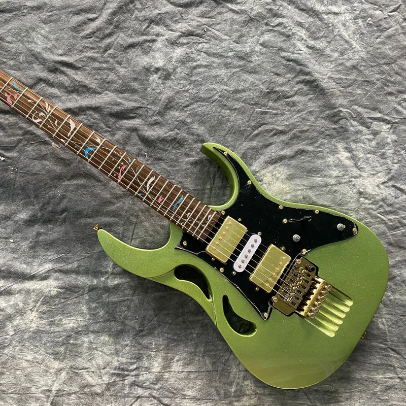 

Custom 7V WH green Electric Guitar Scallop Fingerboard Abalone Rattan Inlay, Freud Rose Tremolo, Lion's Claw Tremolo Chamber,