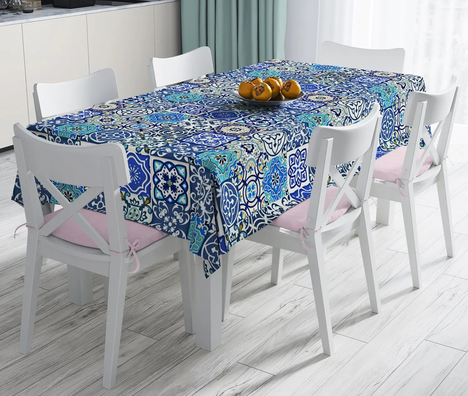 

Ethnic Motif Special Design Digital Printed Stain Resistant Table Cloth ,3D Digital Printing, Laser Cut With Oriental Pattern